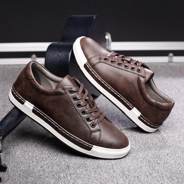 Fashion Leather Mens Shoes Soft High Quality Mens Casual Shoes Flat Footwear Classic Black White Men Fashion Walking Shoes Comfortable Modern Design - Fierce and Chic