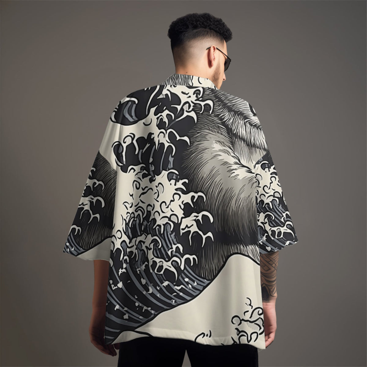 K25 Raging Sea Kimono - Fierce and Chic